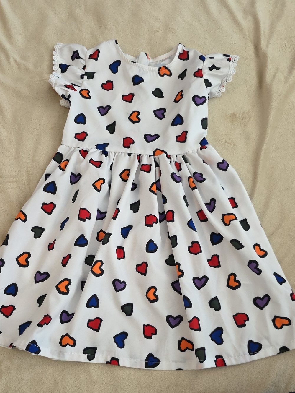 SHEIN White Dress with Multicolor Heart Print